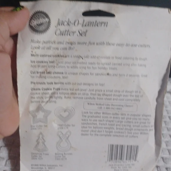 Orange Jack-O-Lantern Cookie Cutter Set - Picture 4 of 4